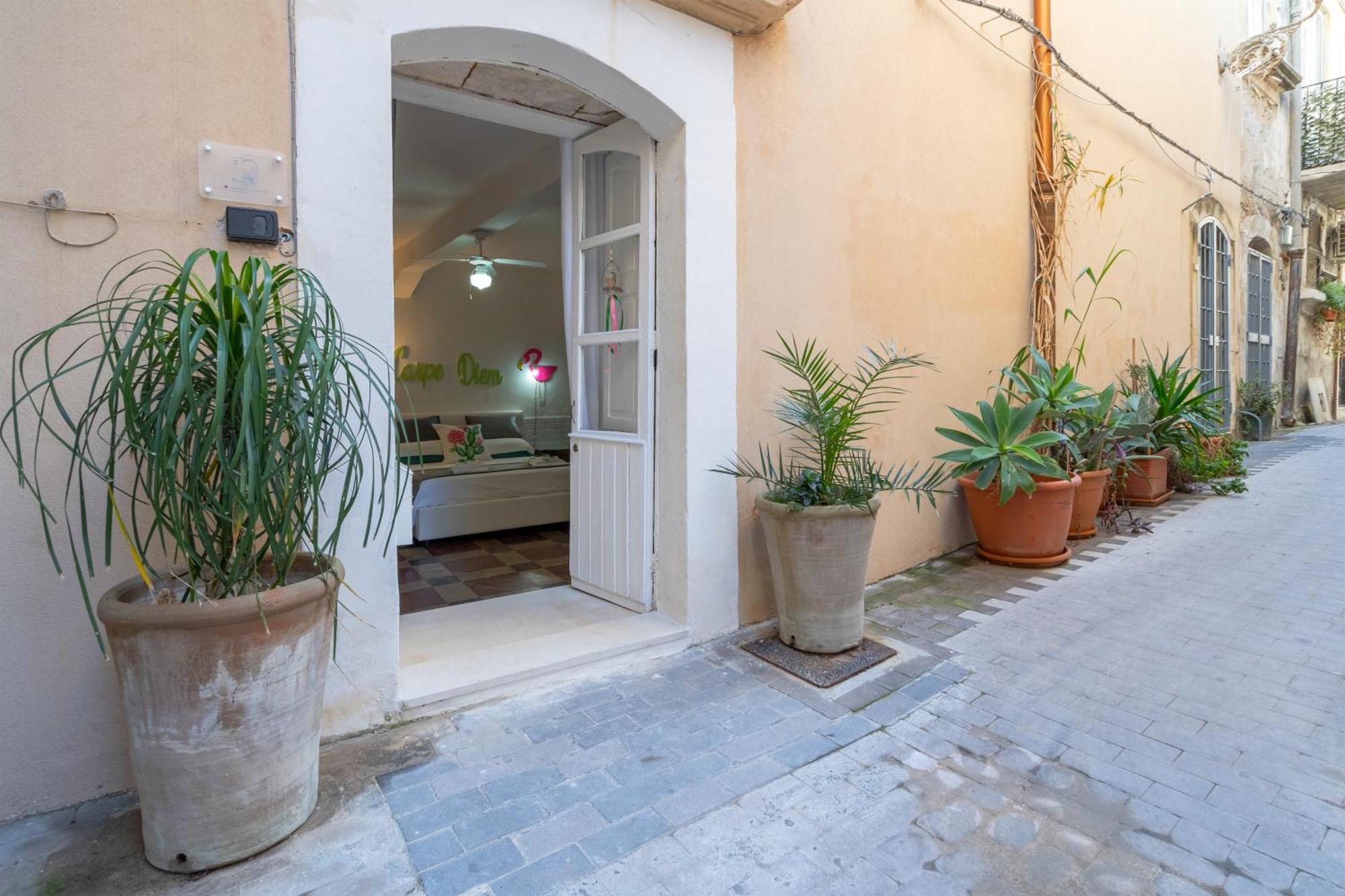 Giamevi Sicily Apartment Syracuse Exterior photo